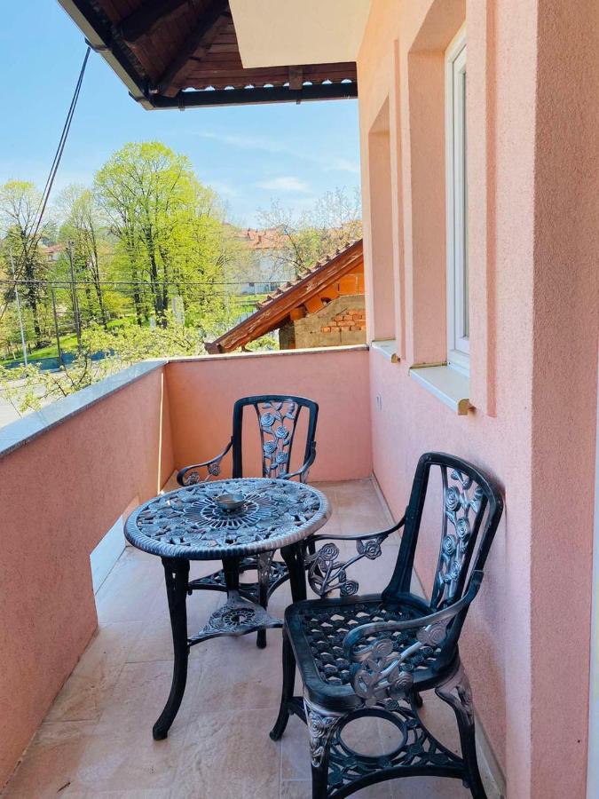 Apartman Kula Gradacac Екстериор снимка